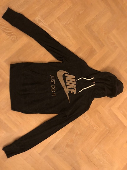 Nike-huppari
