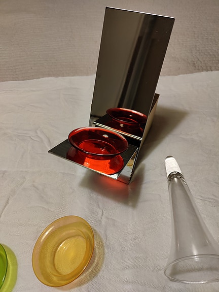 Partylite Moderni hopea seinälampetti