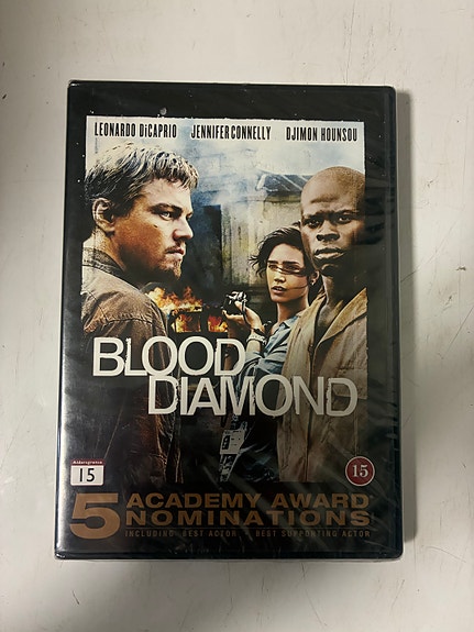 DVD Blood Diamond Uusi muoveissa