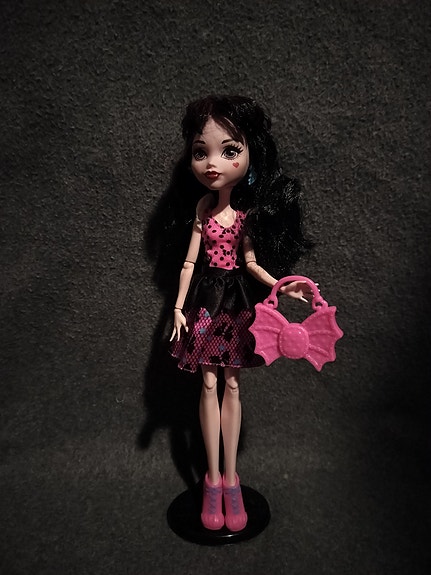 Monster High nukke - Draculaura