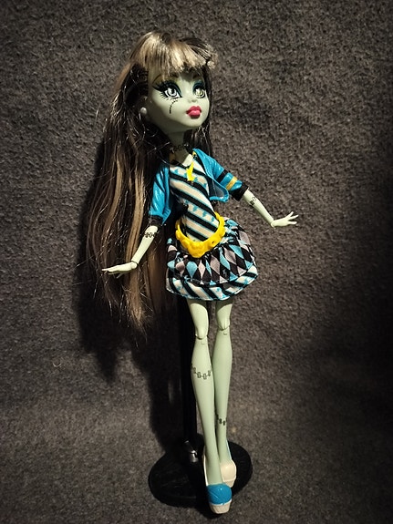 Monster High nukke - Frankie Stein