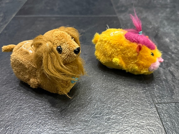 Zhu Zhu Pets Murphy koira ja rokkitähti hamsteri