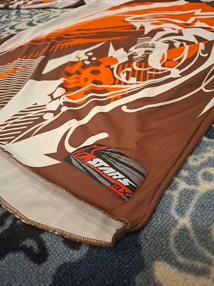 Product image 8 of 10