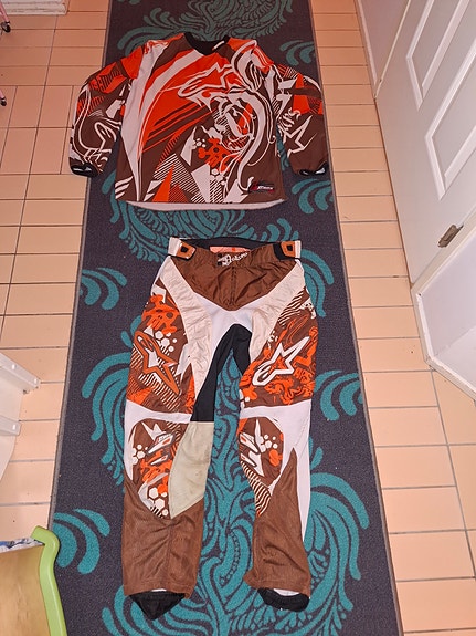 Product image 2 of 10