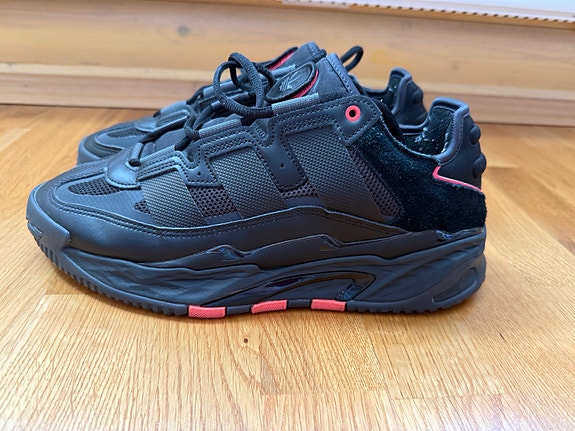 Adidas Niteball koko 43