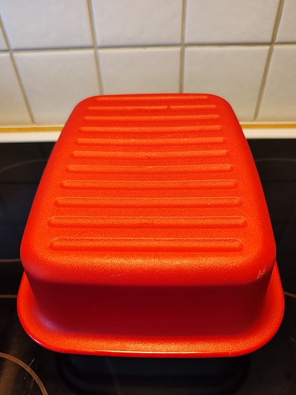Tupperware Leipälaatikko