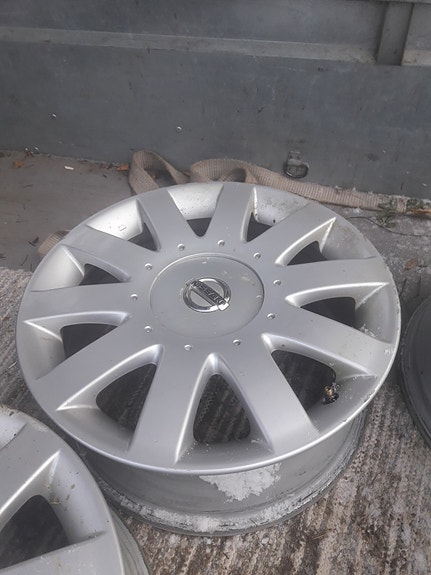 Nissan Primera P12 17" alumiinivanteet