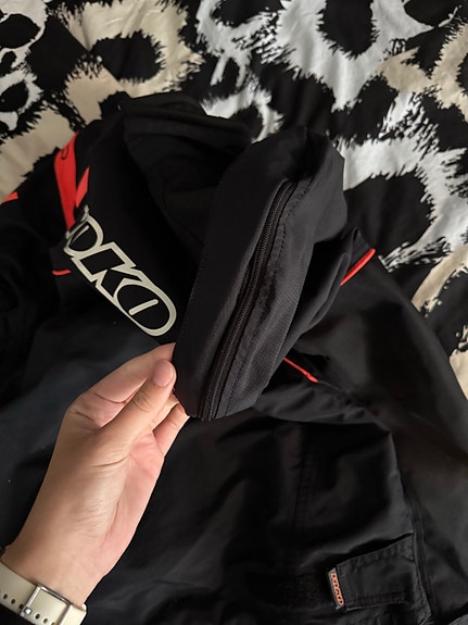 Product image 9 of 9