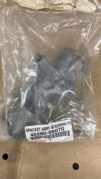 Toyota ohjaustangon osa virtalukolle 45280-05070