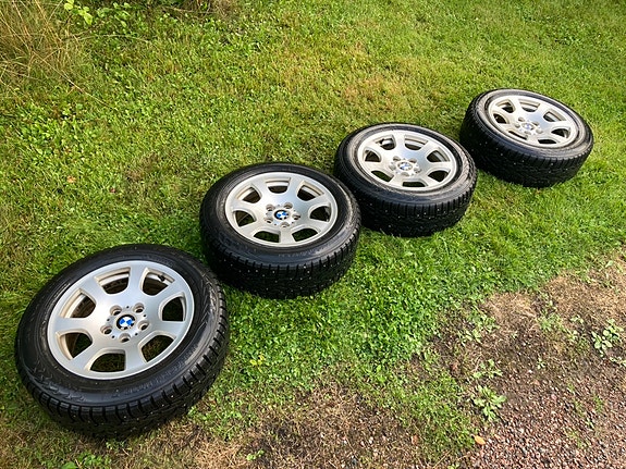 BMW alumiinivanteet OEM 16"