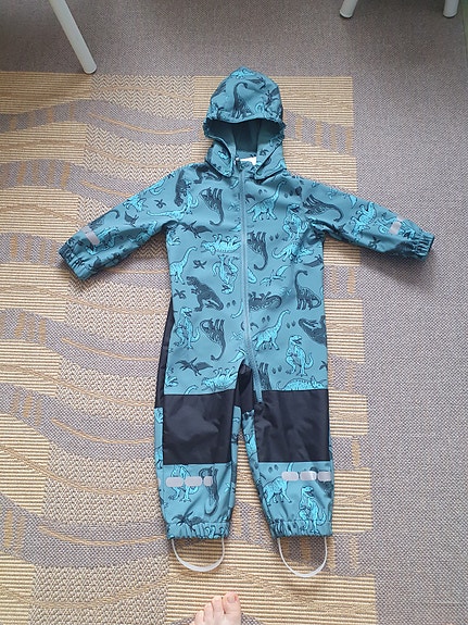 Uusi Haalarit peuhu 90 koko