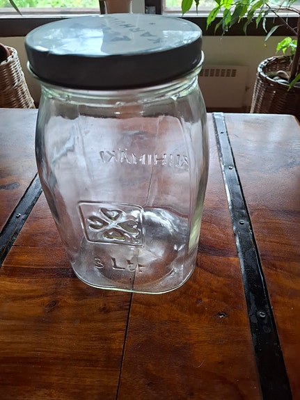 Riihimäen apilatökkki ja kansi 1,5 l