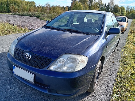 Toyota Corolla 1.4 VVT-i sedan -03