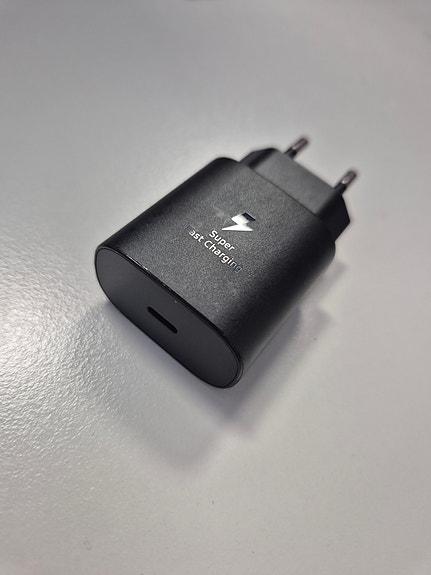 Samsung Laturi Musta USB-C-liitännällä