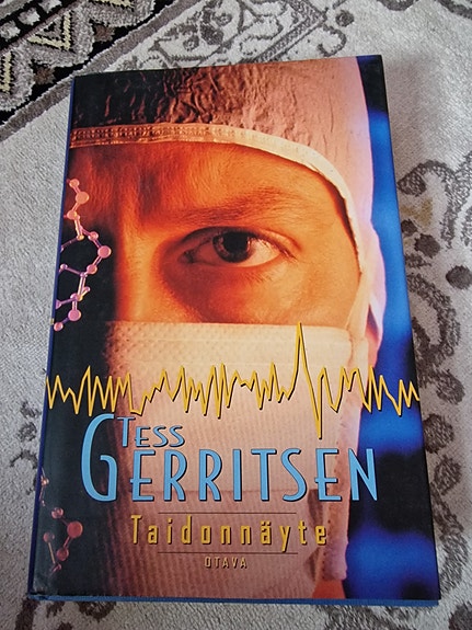 Tess Gerritsen Taidonnäyte Kirja