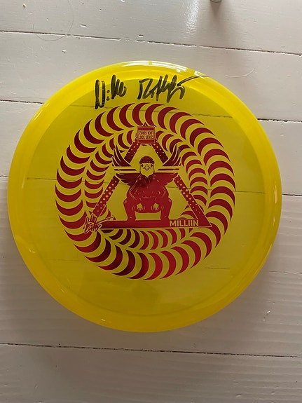 Frisbee golf kiekkoja ja bägi