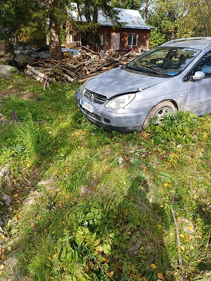 Citroen C5 Farmari -2001 varaosiksi