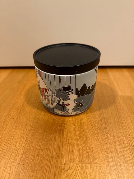 Arabia Muumi Seikkailu muutto purkki 0.7l