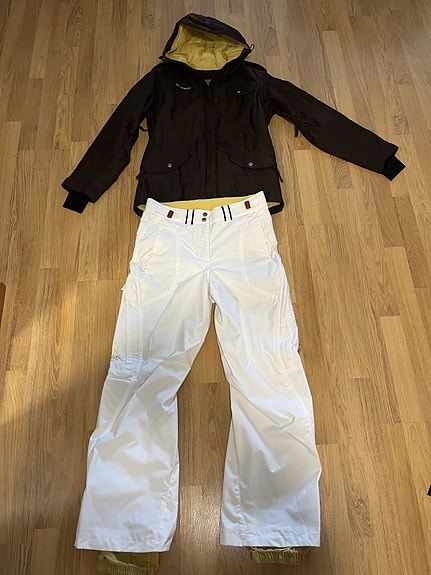 Product image 1 of 6