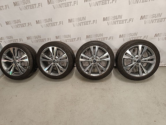 Mercedes Benz W205 C Sarja kitkarenkaat