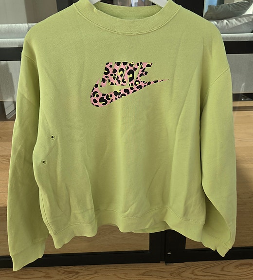 Nike collegepaita XS