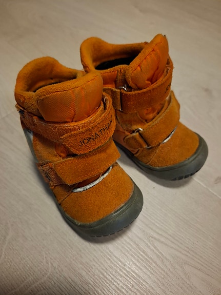 Välikausikengät koko 21