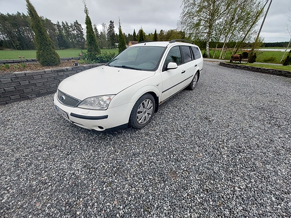 Myydään osina Ford Mondeo -02