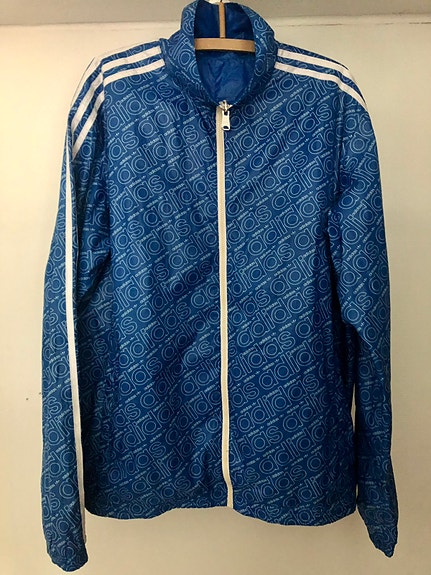 Adidas tuulitakki
