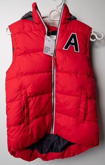 Uusi H&M toppaliivi koko 134/140 (8-10)