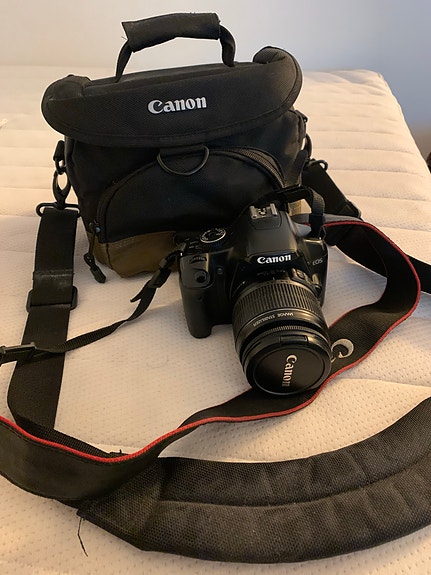 Canon 450D ja tarvikkeet