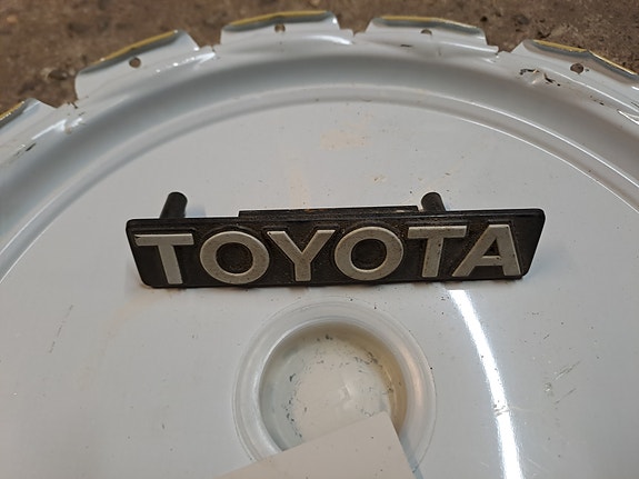 Vanha Toyota merkki