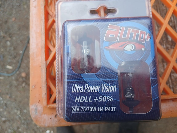 LAMPPU 24 V H7 XENON