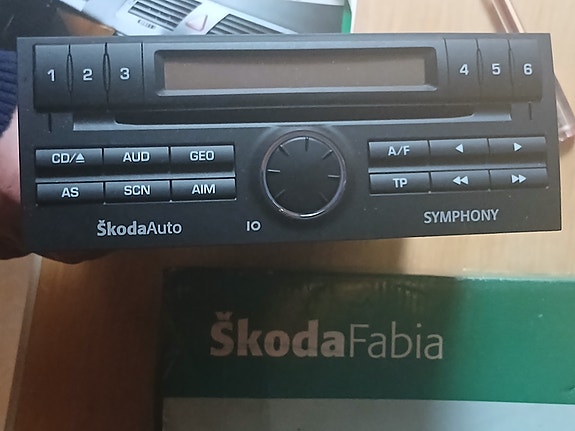 RADIO JA CD SOITIN