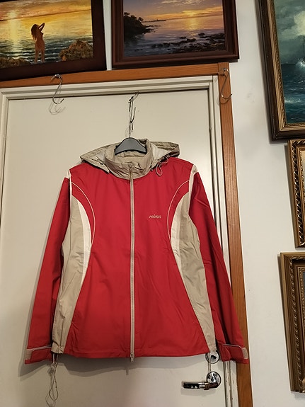 Product image 2 of 16