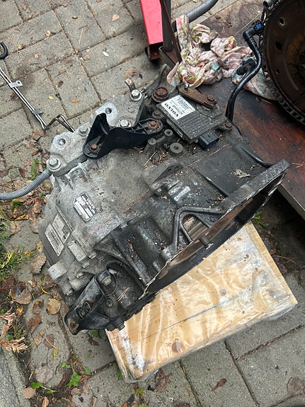 Volvo V70 mk3 automaattivaihteisto