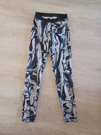 Nike pro juoksu/ treenihousut