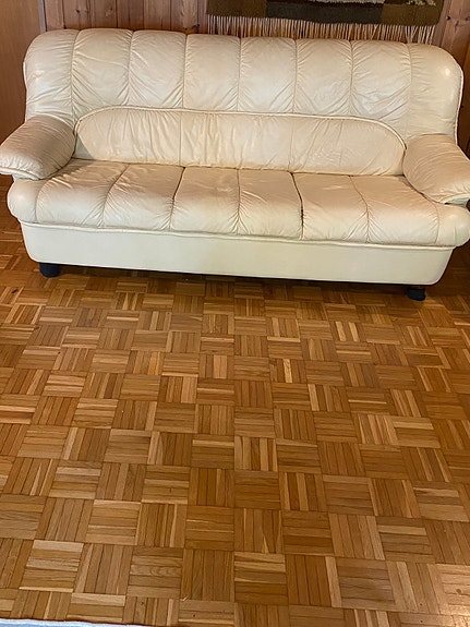 Nahkasohva Beige