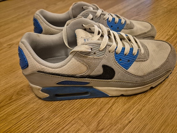 Nike Air lenkkarit