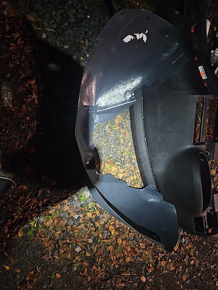 Audi A4 B8 sisälokasuojat