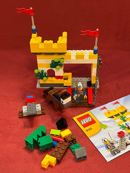Lego Basic 6193 Castle Building Set