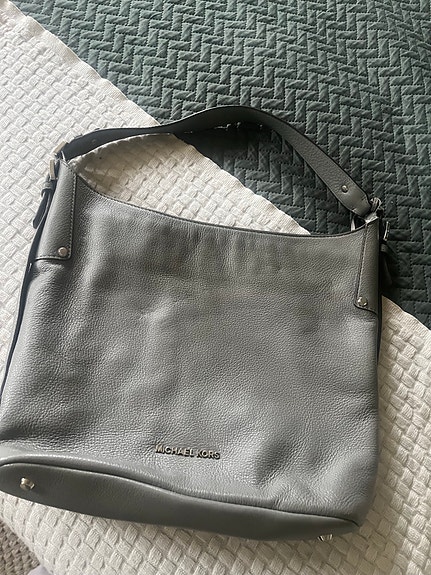 Michael Kors harmaa olkalaukku