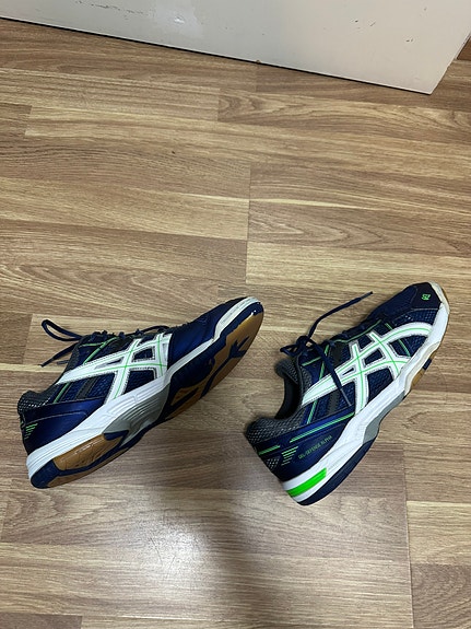 Asics kengät