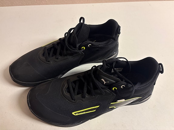 Puma Tennarit Koko 44 Musta