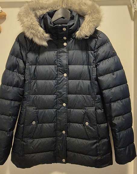 Tommy Hilfiger untuvatakki, koko S