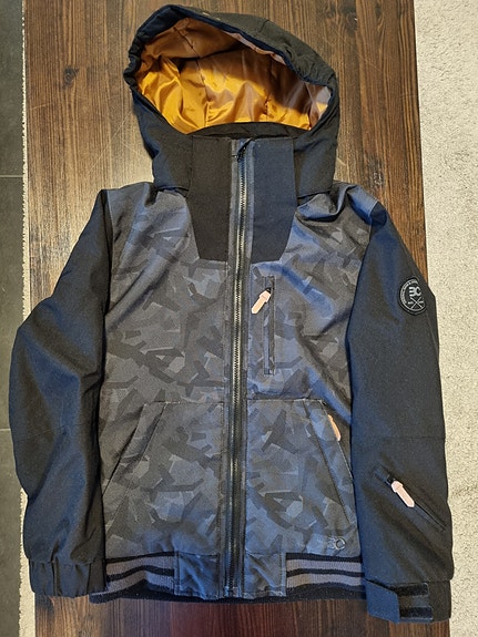 Boy cot toppatakki 150 cm, uudenveroinen