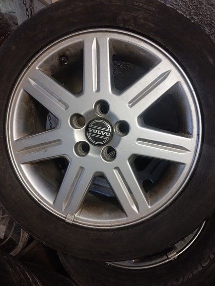 Volvo alumiinivanteet 4 kpl