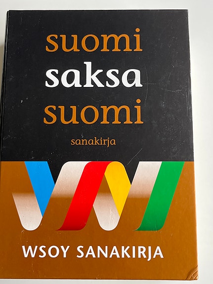 Suomi-Saksa-Suomi laaja sanakirja 94000 sanaa. Voidaan postittaa