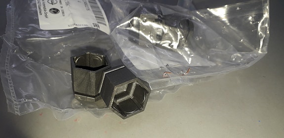 Pyöränpultin suojus Opel Astra-J / Karl / Zafira-C / Cascada / Insignia-B