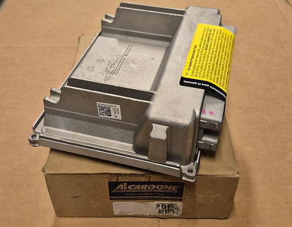 Moottorinohjain Chevrolet Silverado, GMC Sierra 6.6L Duramax 2002-2004