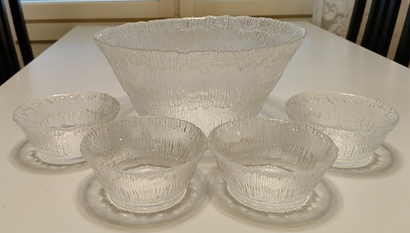 Iittala Solaris, Tapio Wirkkala, iso kulho/malja ja 4 jälkiruokakulhoa